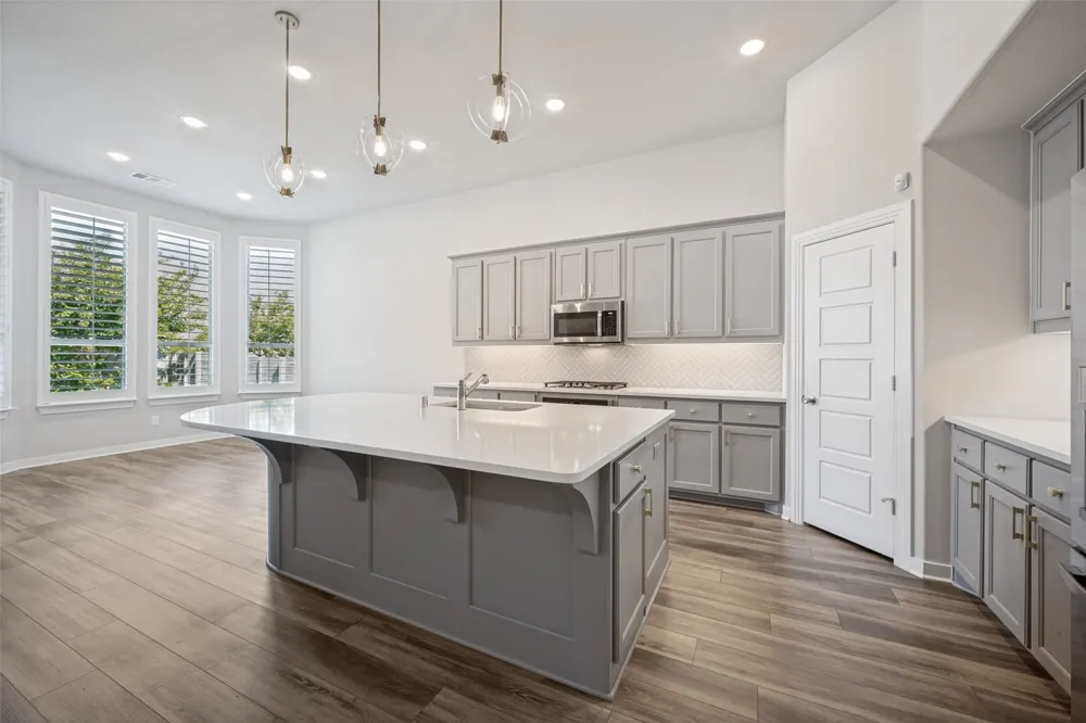 817 Nuthatch Court Argyle, TX 76226