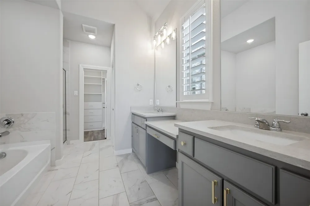 817 Nuthatch Court Argyle, TX 76226
