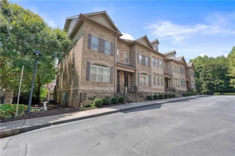 900 Telfair Close