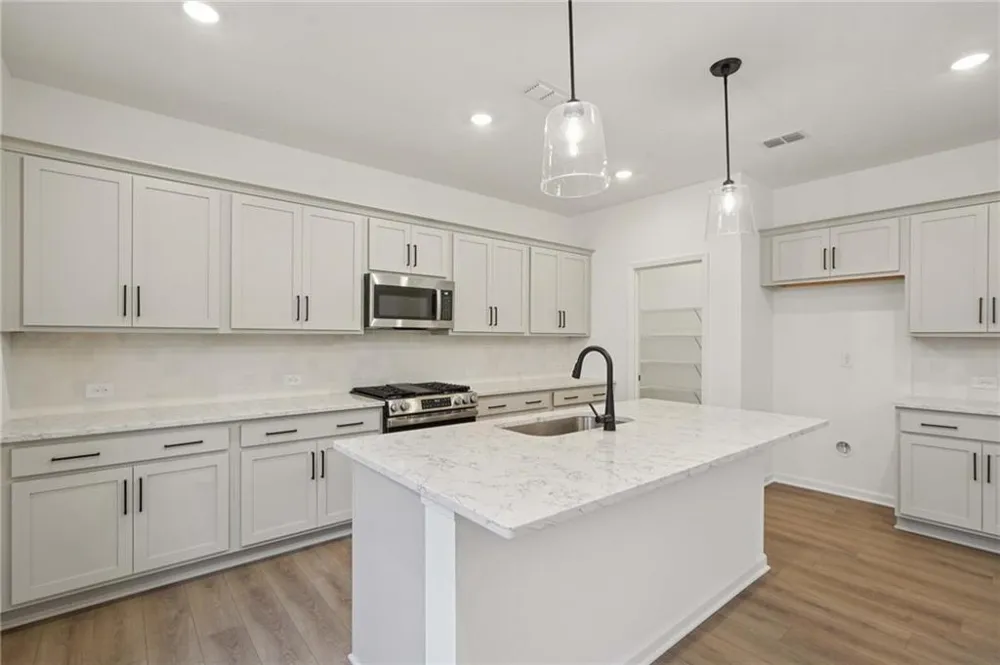 5343 Callahan Trace Flowery Branch, GA 30542