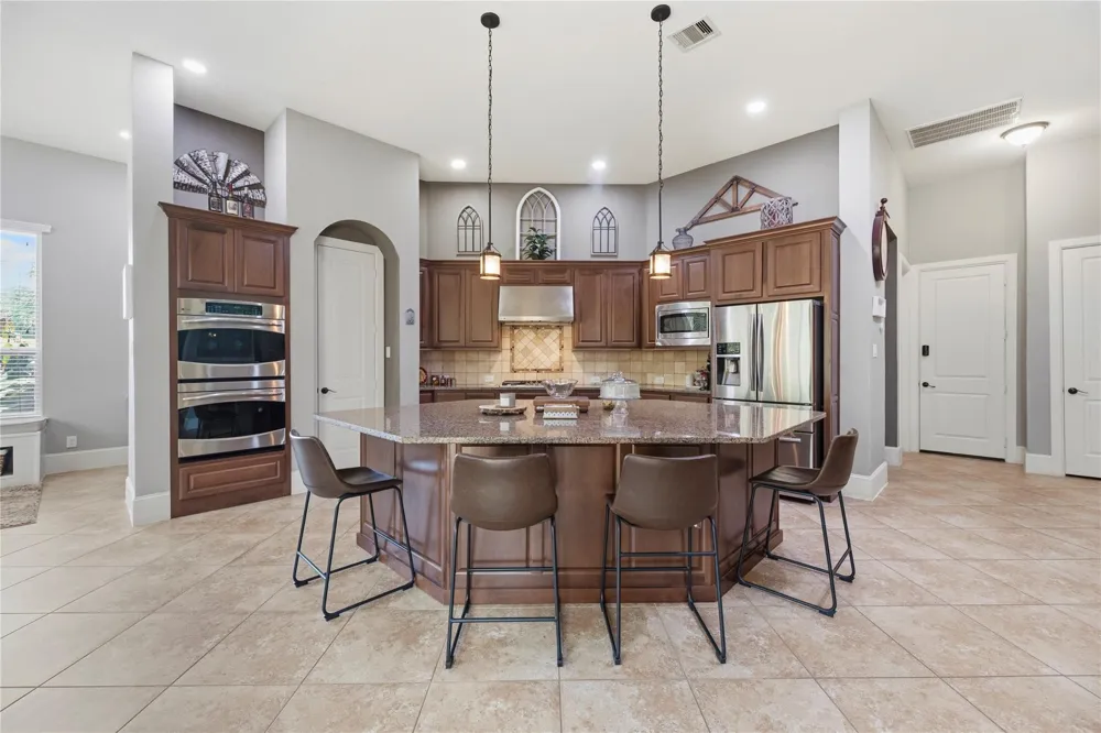 6115 Duke Trail Lane Sugar Land, TX 77479