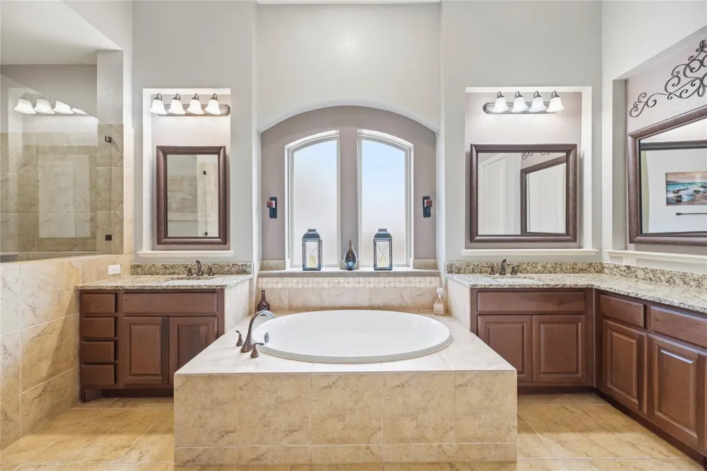 6115 Duke Trail Lane Sugar Land, TX 77479