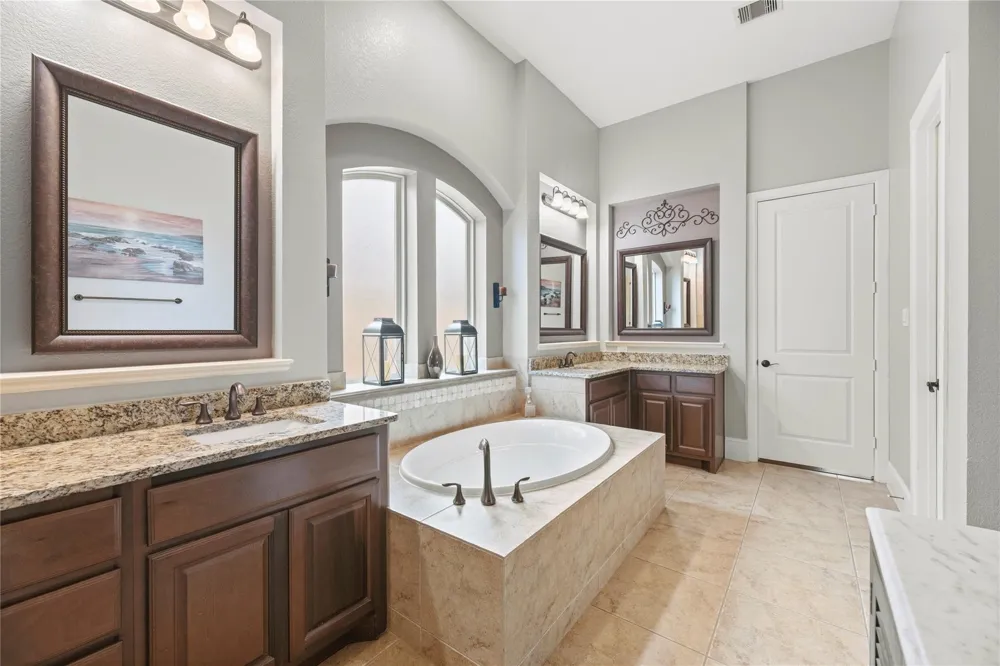 6115 Duke Trail Lane Sugar Land, TX 77479