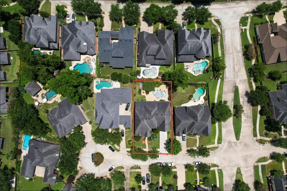 6115 Duke Trail Lane Sugar Land, TX 77479