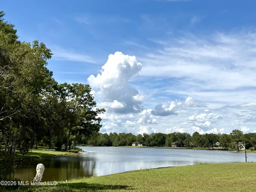 1006 Woods Road Picayune, MS 39466