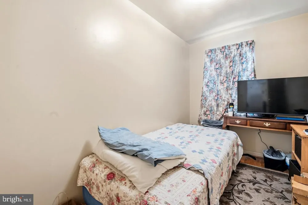 928 DALTON AVENUE Baltimore, MD 21224