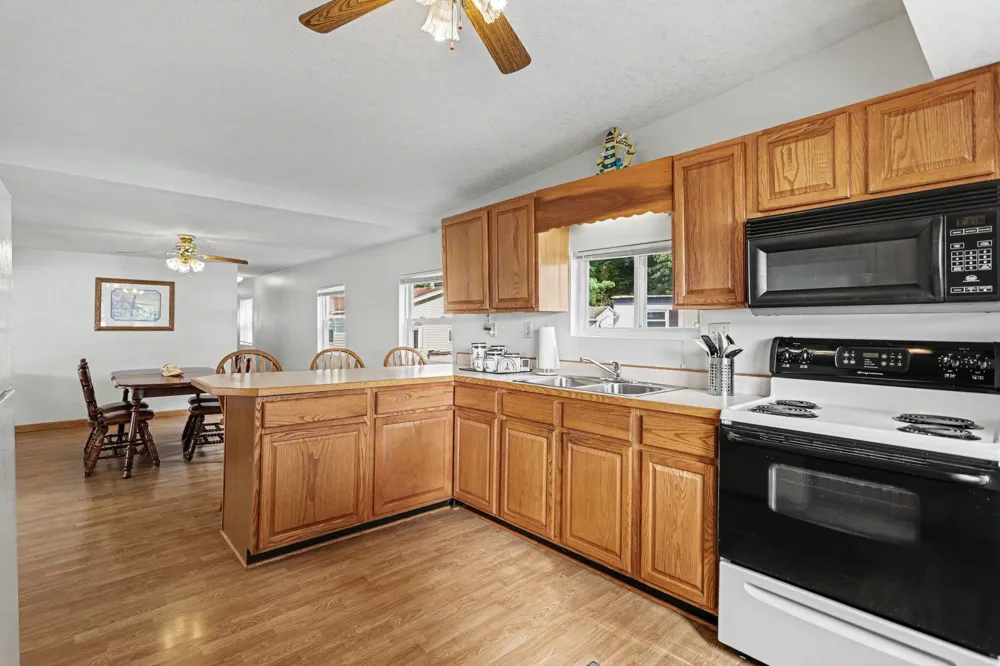 595 Sassafrass Drive Coldwater, MI 49036