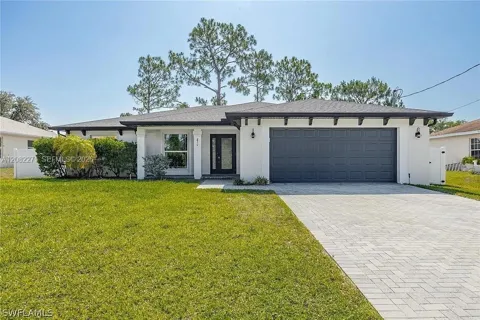 830 ANGELO AVE
