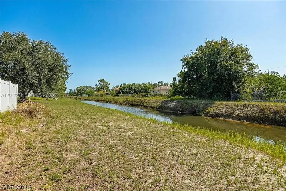 830 ANGELO AVE Lehigh Acres, FL 33971