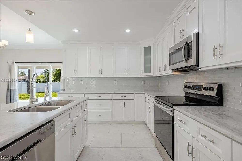 830 ANGELO AVE Lehigh Acres, FL 33971