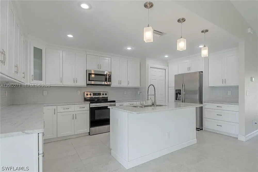 830 ANGELO AVE Lehigh Acres, FL 33971