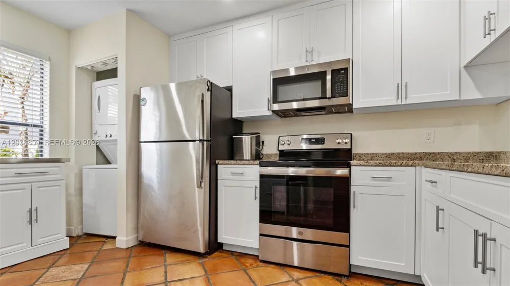 3014 NE 21st Ter Fort Lauderdale, FL 33306