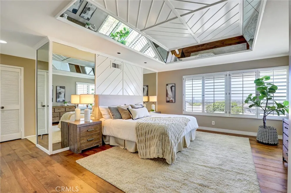 1 Saint Tropez Newport Beach, CA 92660