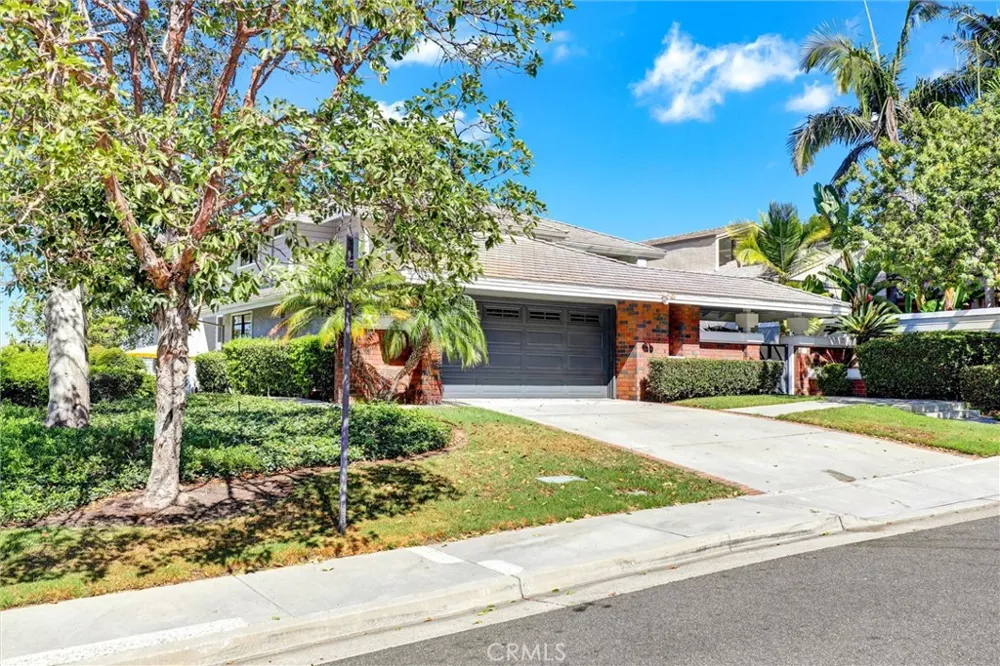 1 Saint Tropez Newport Beach, CA 92660