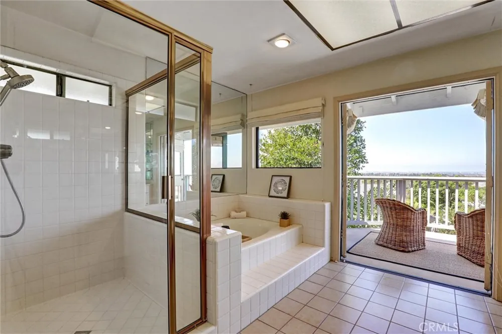 1 Saint Tropez Newport Beach, CA 92660