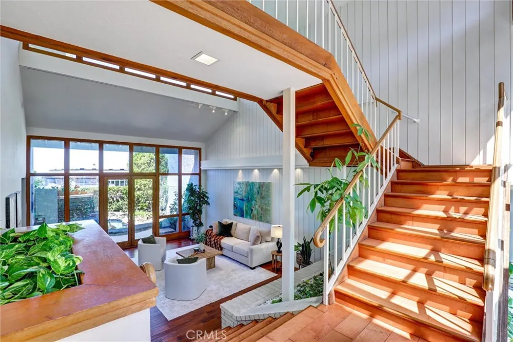 1 Saint Tropez Newport Beach, CA 92660