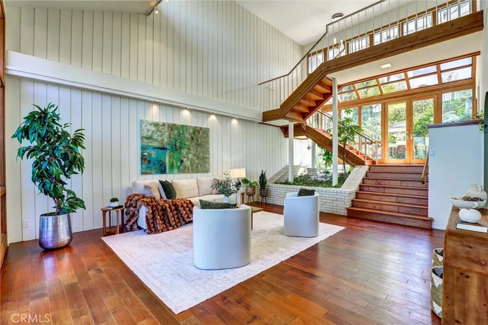 1 Saint Tropez Newport Beach, CA 92660