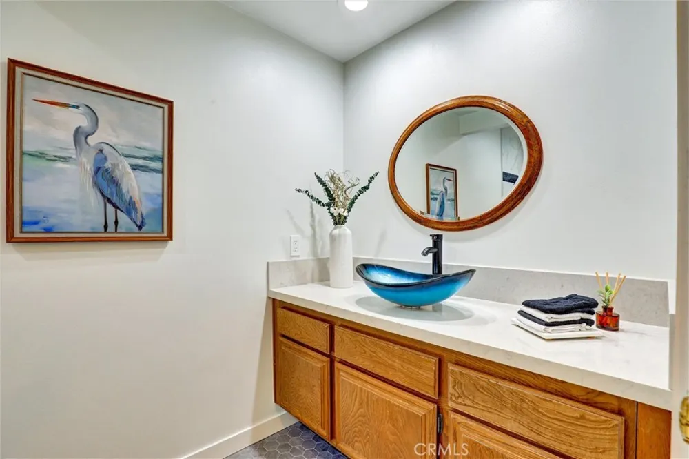 1 Saint Tropez Newport Beach, CA 92660