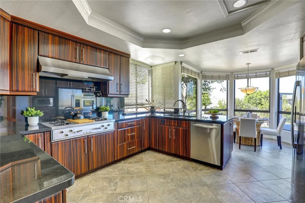 1 Saint Tropez Newport Beach, CA 92660