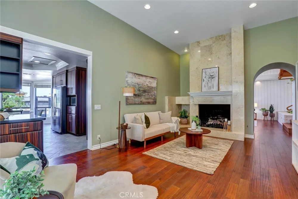 1 Saint Tropez Newport Beach, CA 92660