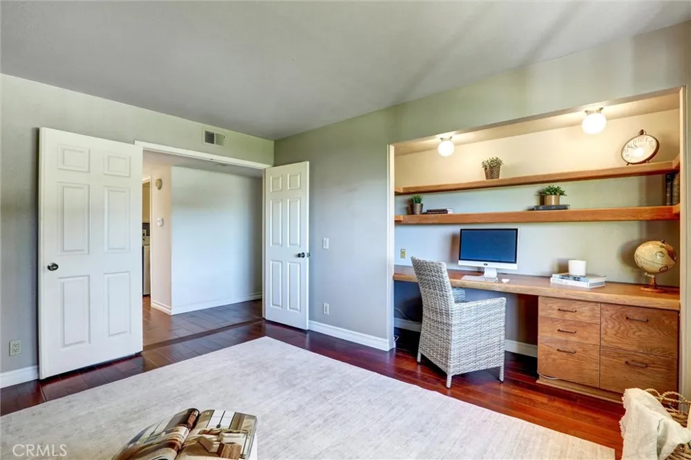 1 Saint Tropez Newport Beach, CA 92660