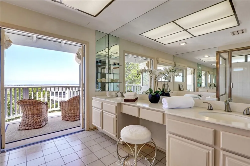 1 Saint Tropez Newport Beach, CA 92660