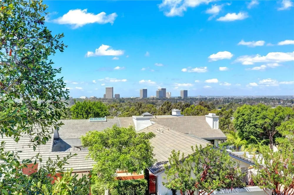 1 Saint Tropez Newport Beach, CA 92660