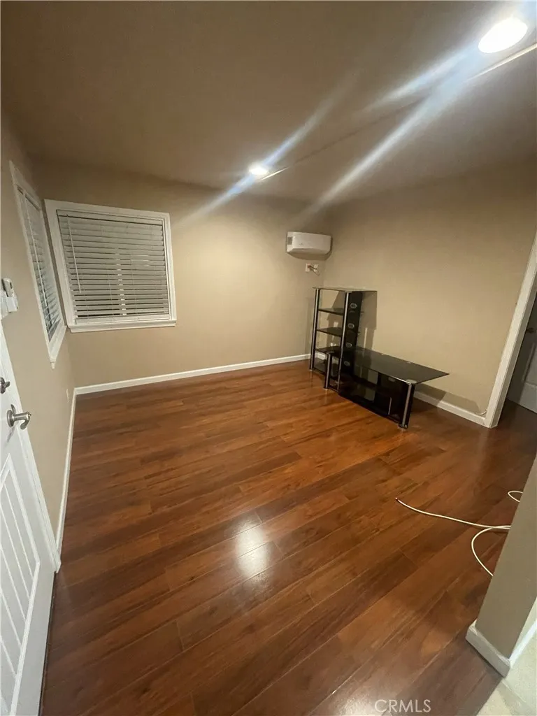 37 S Sierra Madre Boulevard Pasadena, CA 91107