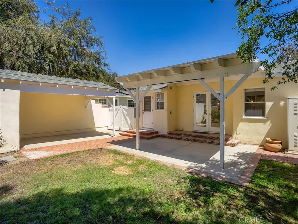 431 Fairview Street Burbank, CA 91505