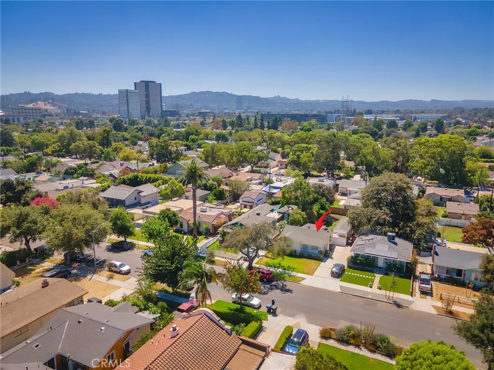 431 Fairview Street Burbank, CA 91505