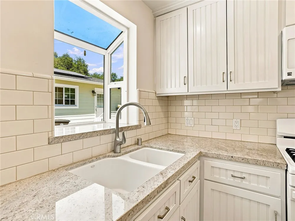 431 Fairview Street Burbank, CA 91505