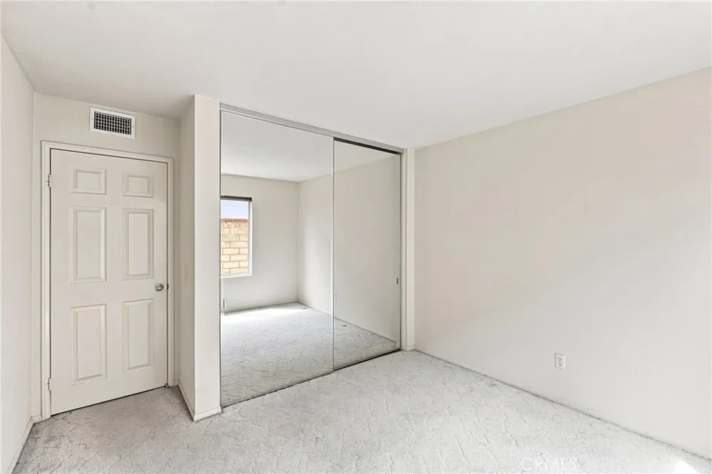 2127 E Bellbrook Covina, CA 91724