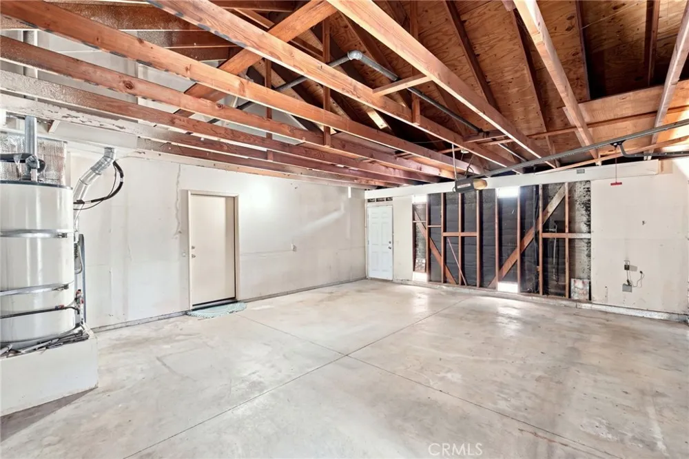 2127 E Bellbrook Covina, CA 91724