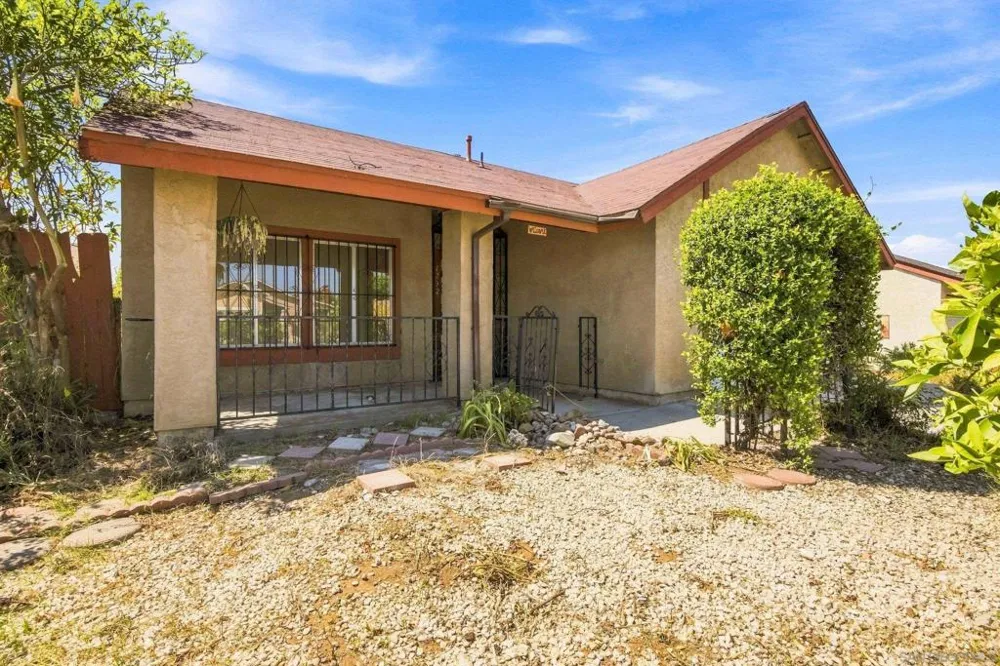 1232 Green Bay Street San Diego, CA 92154