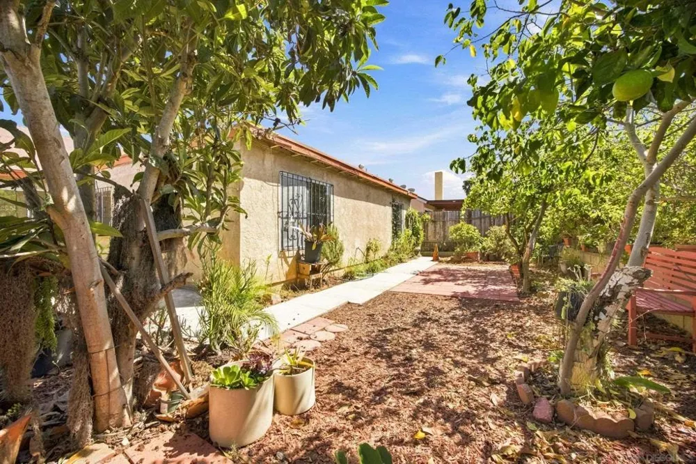 1232 Green Bay Street San Diego, CA 92154
