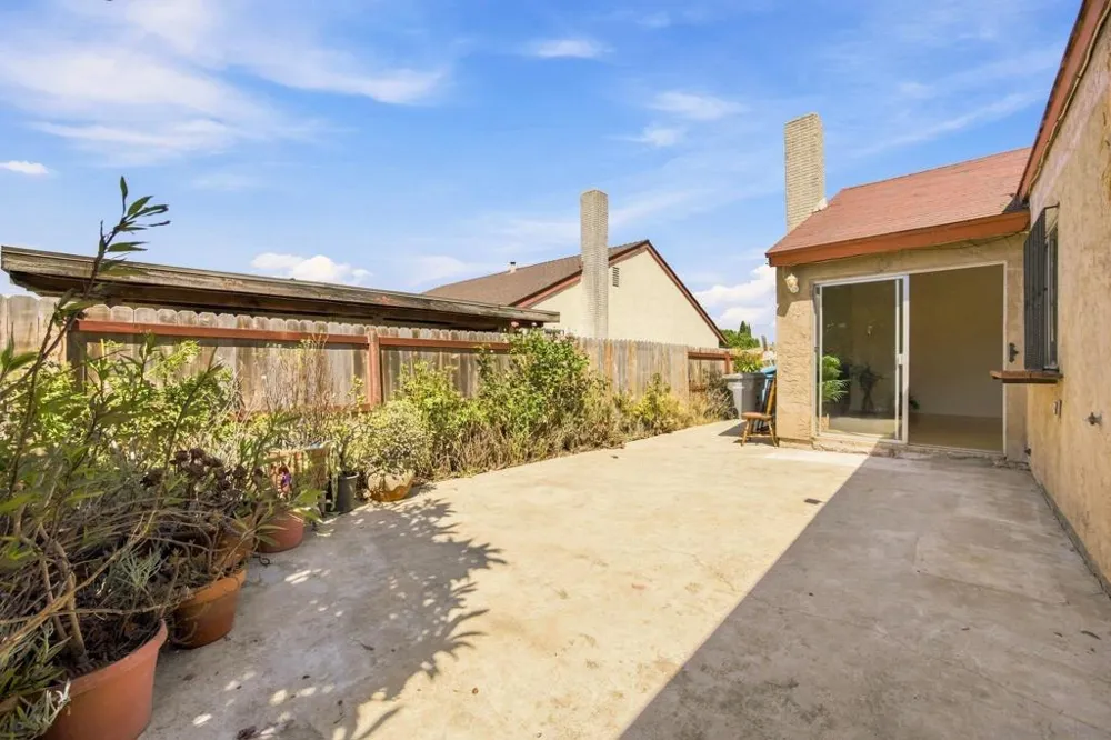 1232 Green Bay Street San Diego, CA 92154