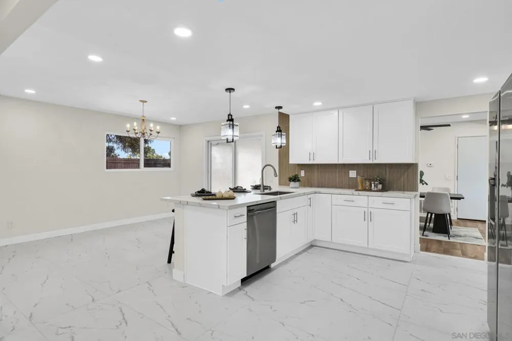 4012 Via Rio Ave Oceanside, CA 92057