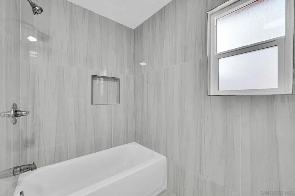 4012 Via Rio Ave Oceanside, CA 92057