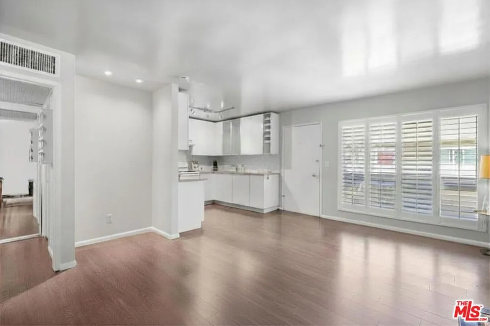970 Palm Avenue #218 West Hollywood, CA 90069