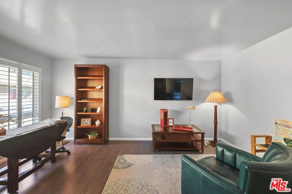 970 Palm Avenue #218 West Hollywood, CA 90069