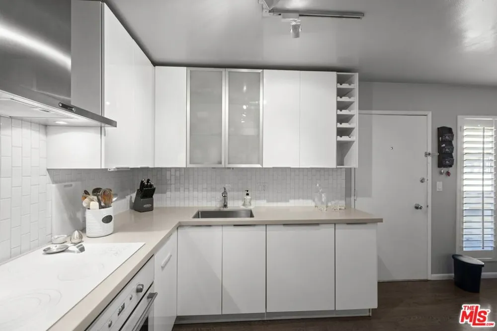 970 Palm Avenue #218 West Hollywood, CA 90069