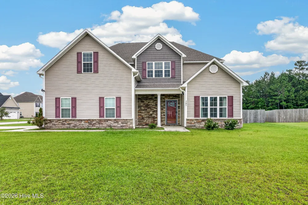 305 Crossroads Store Drive Jacksonville, NC 28546