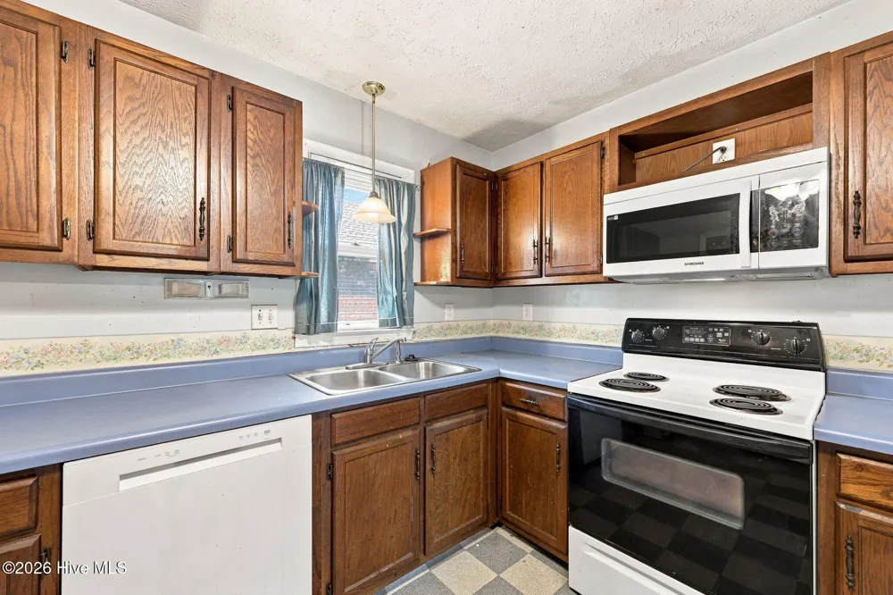 201 Little John Lane Havelock, NC 28532
