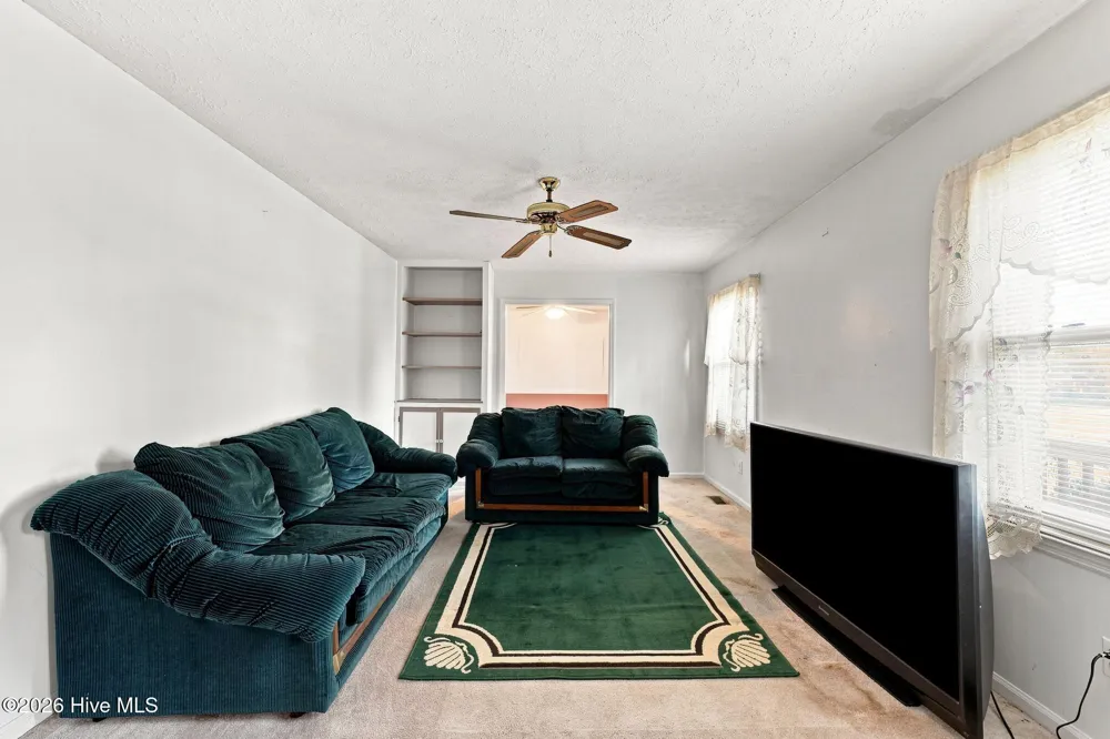 201 Little John Lane Havelock, NC 28532