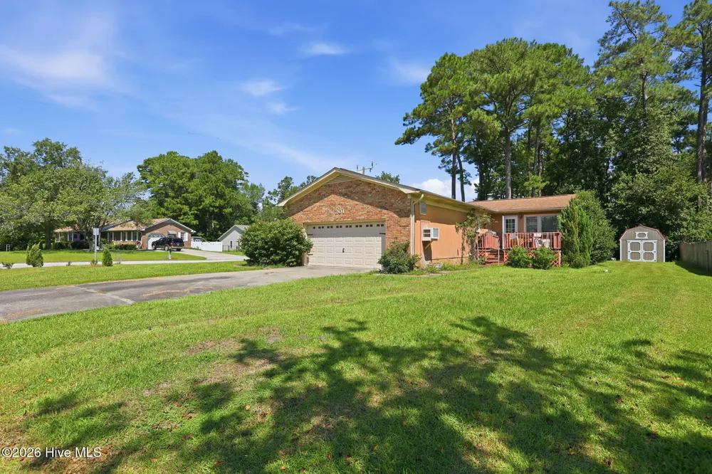 201 Little John Lane Havelock, NC 28532