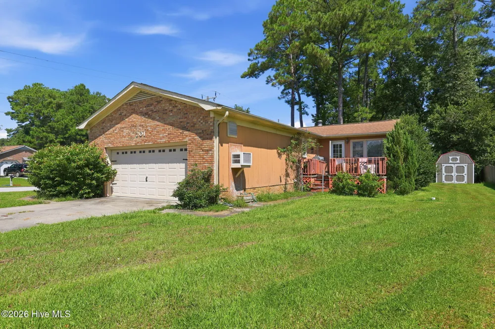 201 Little John Lane Havelock, NC 28532