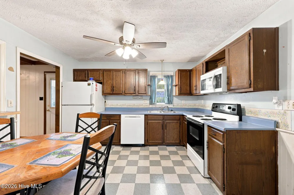 201 Little John Lane Havelock, NC 28532