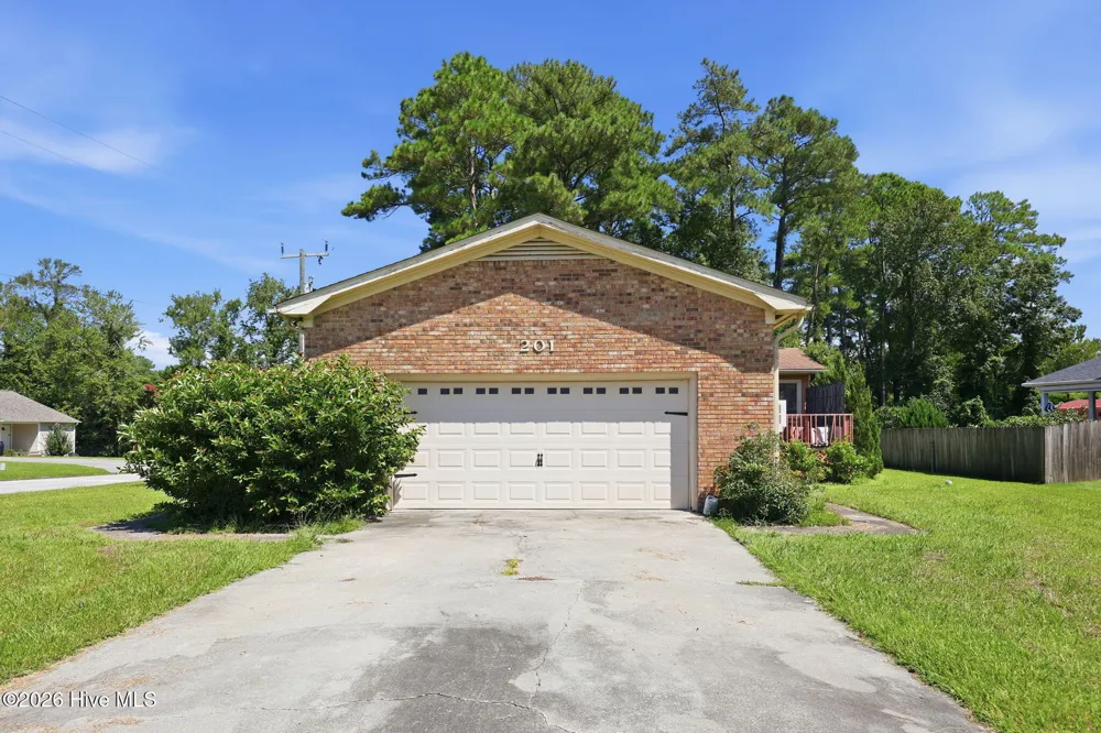 201 Little John Lane Havelock, NC 28532