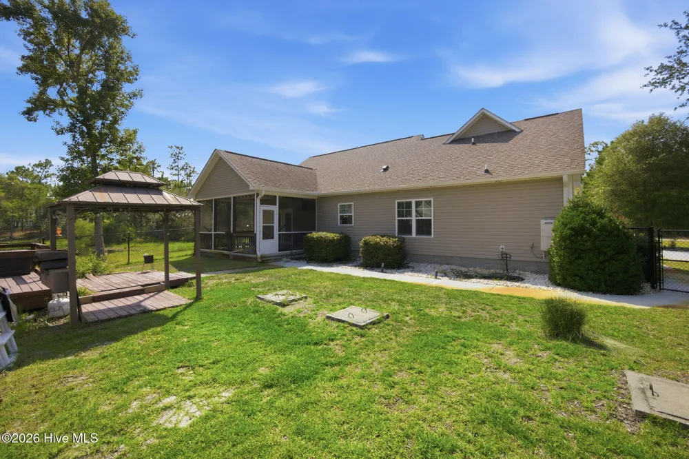 2000 Southport Lane Southport, NC 28461