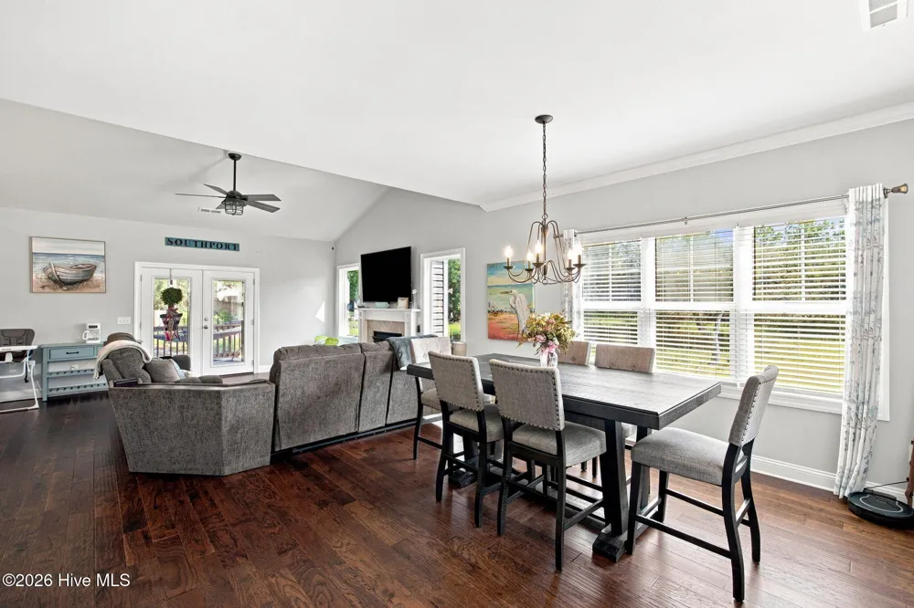 2000 Southport Lane Southport, NC 28461